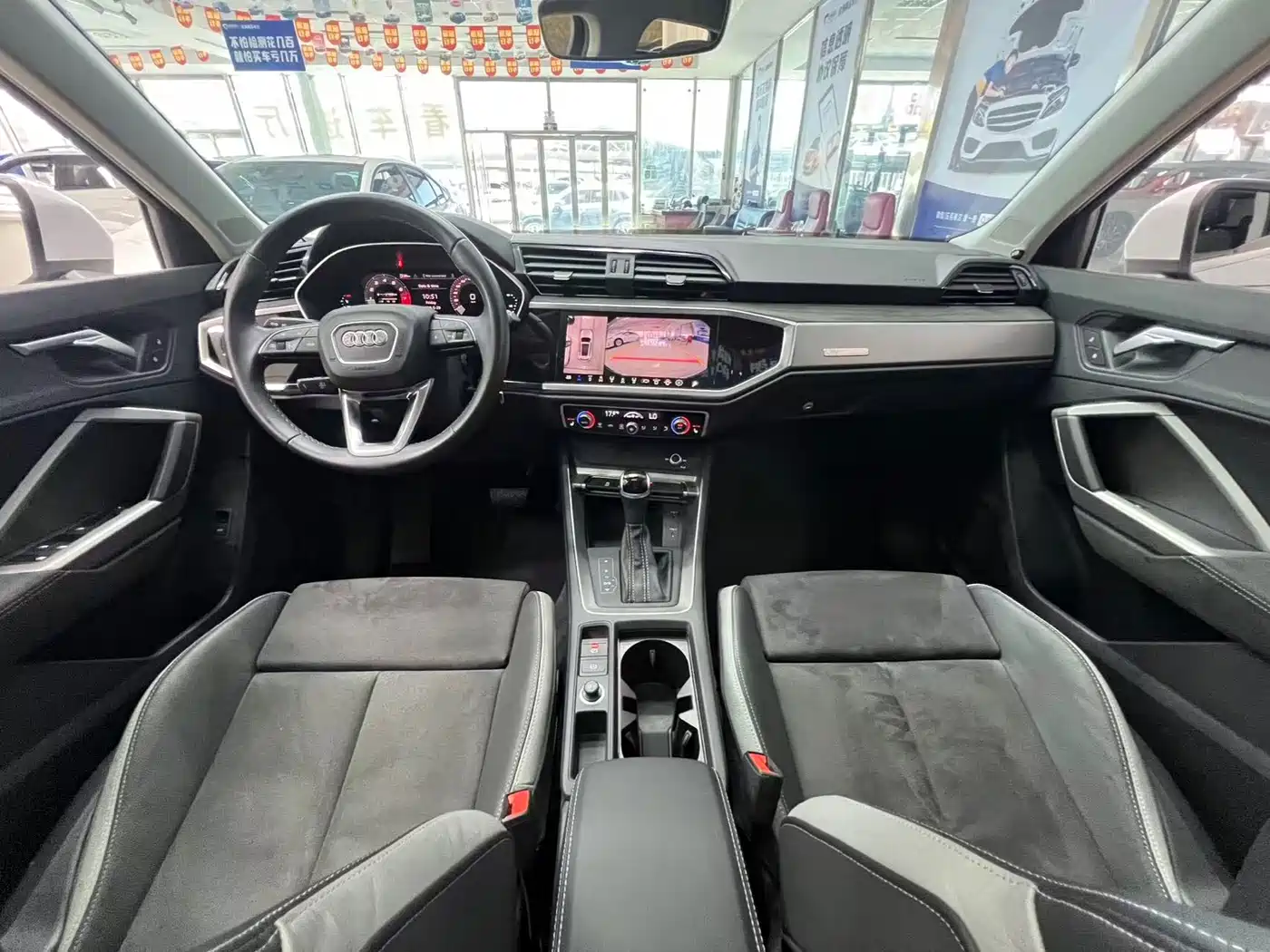 Audi Q3 2023 35 TFSI Progressive Dynamic (1.4T) фото 9