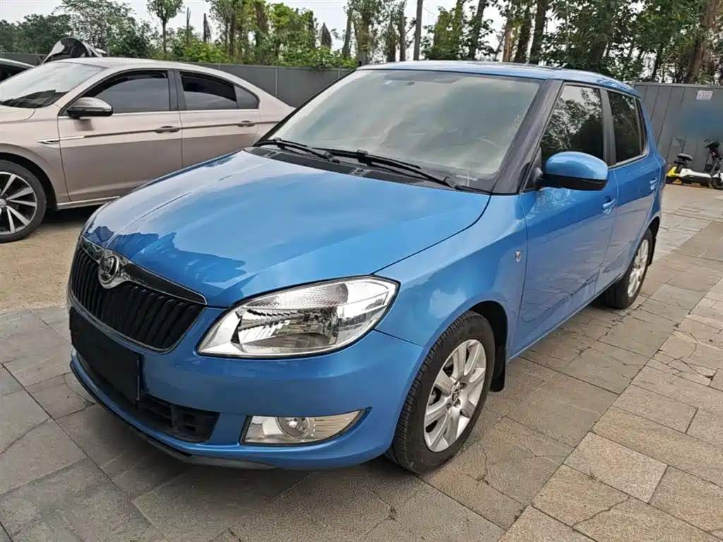 Škoda Fabia 2014 1.4L Automatic Crystal Spirit Edition