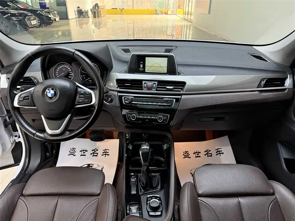 BMW X1 2019 sDrive18Li Premium Model фото 7