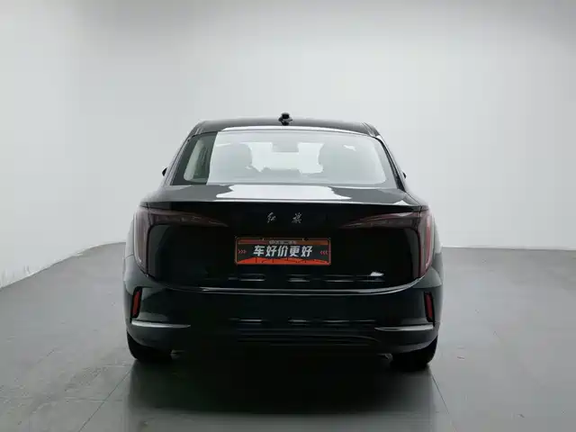 Hongqi E-QM5 2021 Charging Flag Joy Edition — фото 4