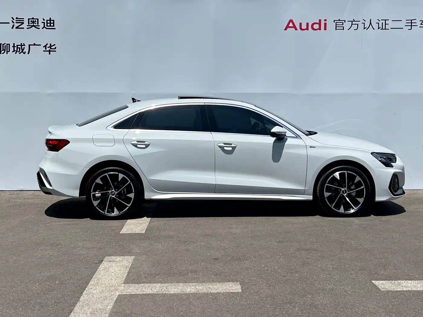 Audi A3 2025 Facelift A3L Limousine 35TFSI Flying Spur Premium фото 3