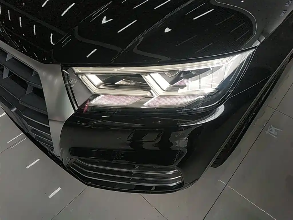 Audi Q5L 2018 40 TFSI Premium Fashion China VI фото 18