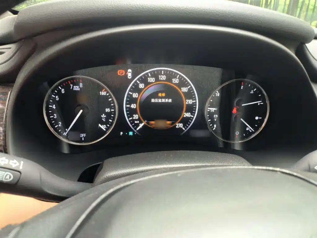 Buick LaCrosse 2016 20T Luxury фото 4
