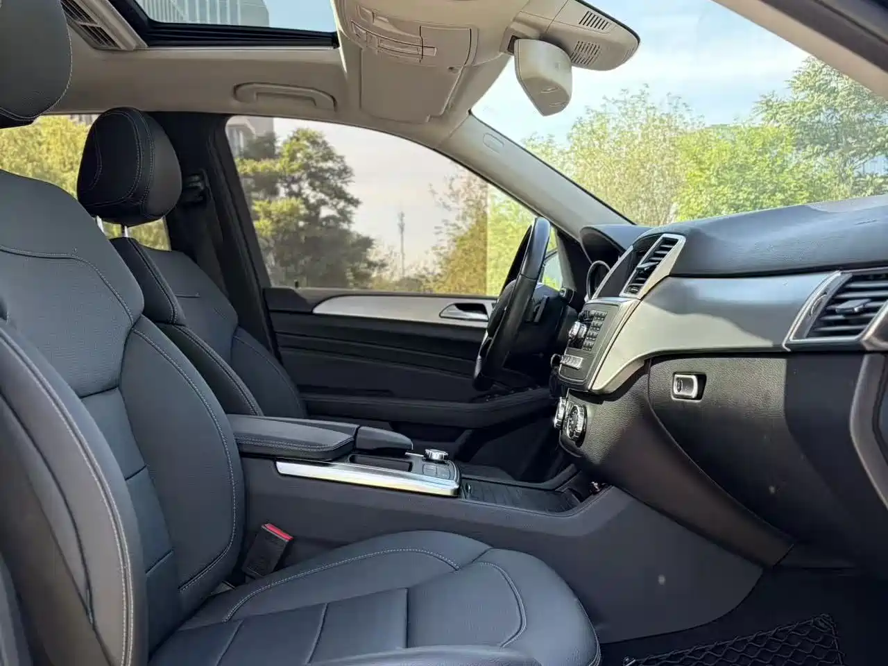 Mercedes-Benz M-Class 2015 ML 320 4MATIC фото 11