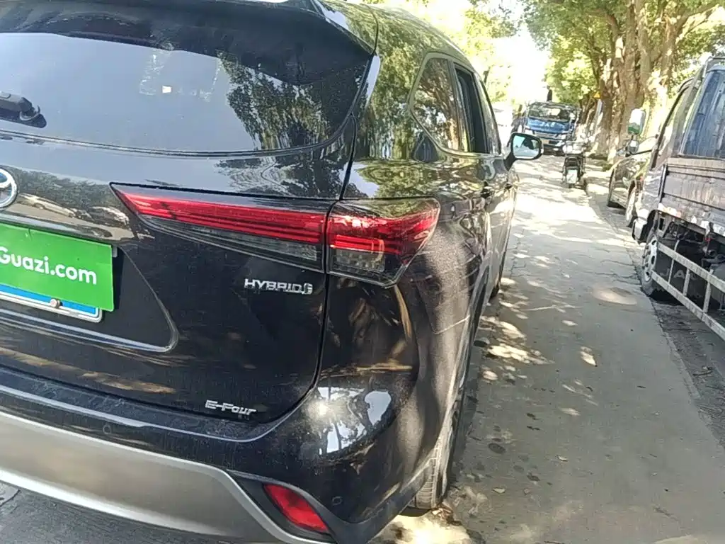 Toyota Highlander 2023 2023 2.5L Smart Hybrid Dual Engine AWD Premium 7-Seater
