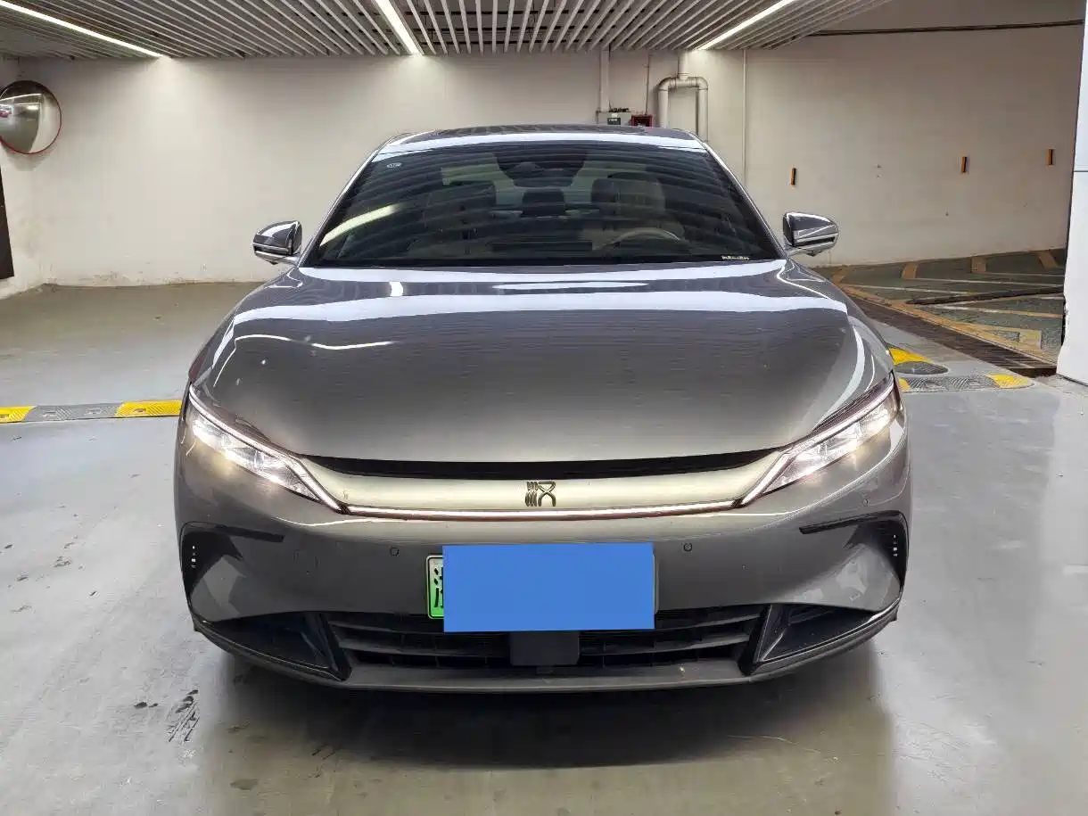 Фото 2 - BYD Han