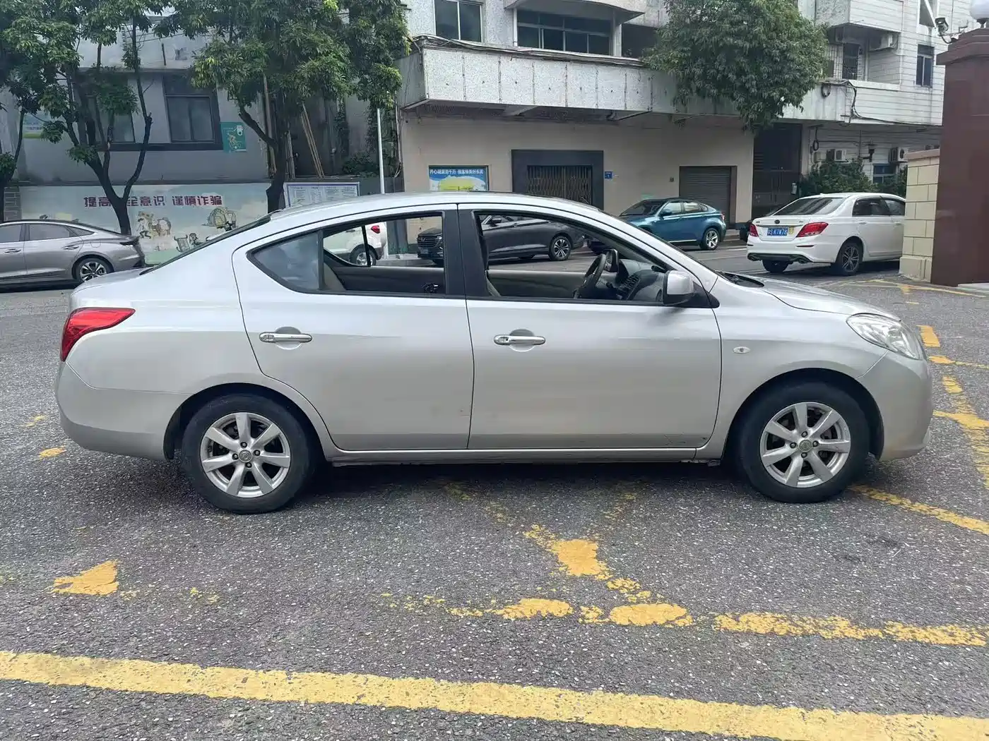 Nissan Sunny 2011 2011 1.5XE CVT Comfort Edition