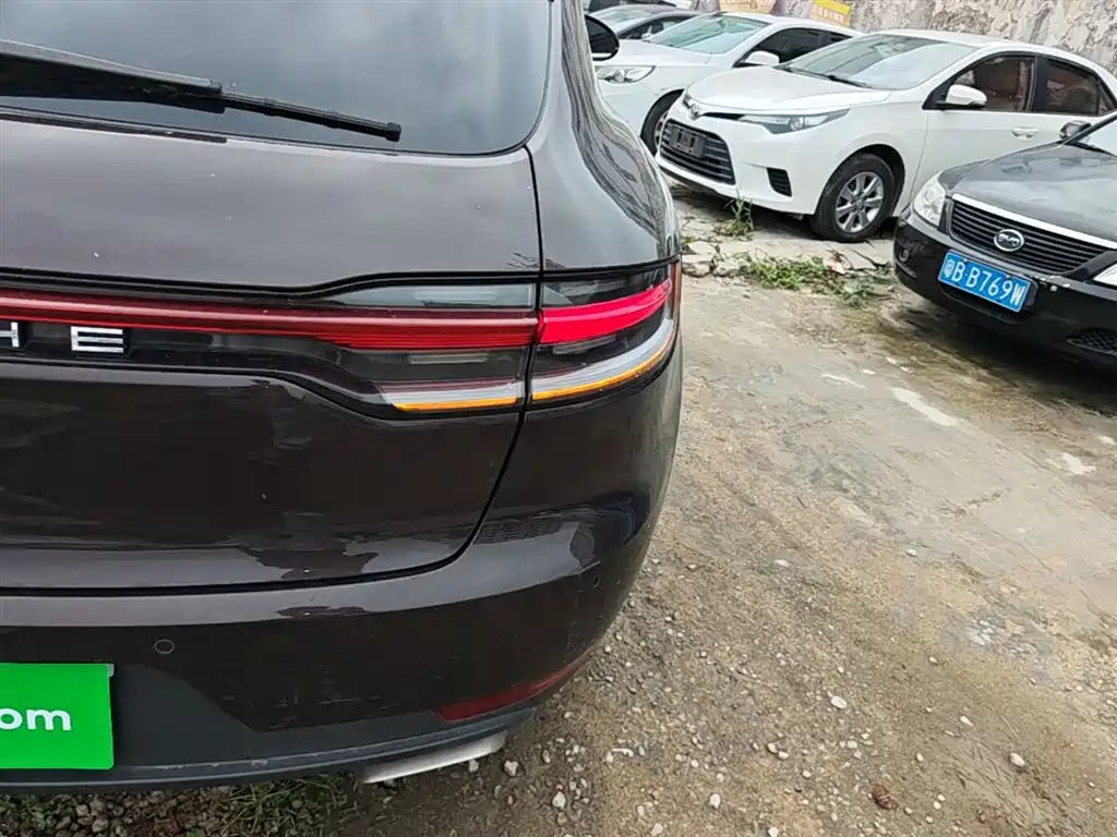 Porsche Macan 2018 Macan 2.0T фото 8