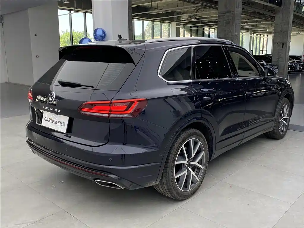 Volkswagen Touareg 2022 2.0TSI Rui Shang Edition фото 4