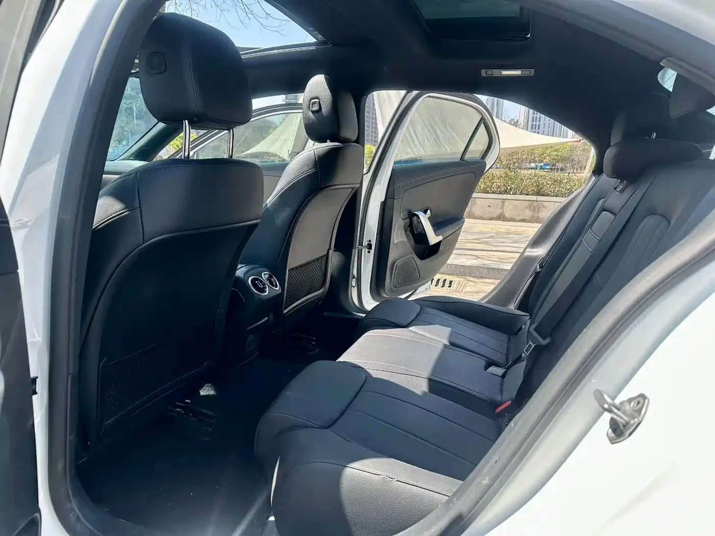 Mercedes-Benz A-Class 2022 A 180 L Sport Sedan фото 7