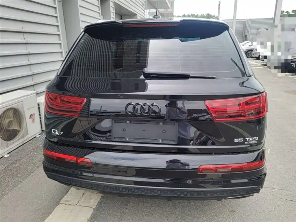 Audi Q7 2019 45 TFSI S line Sport фото 10