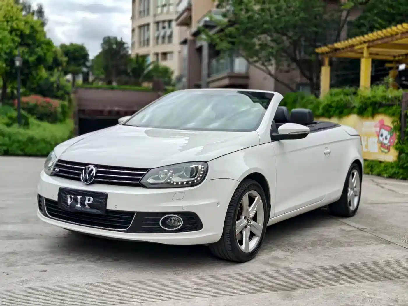Volkswagen Eos 2011 Model 2.0TSI