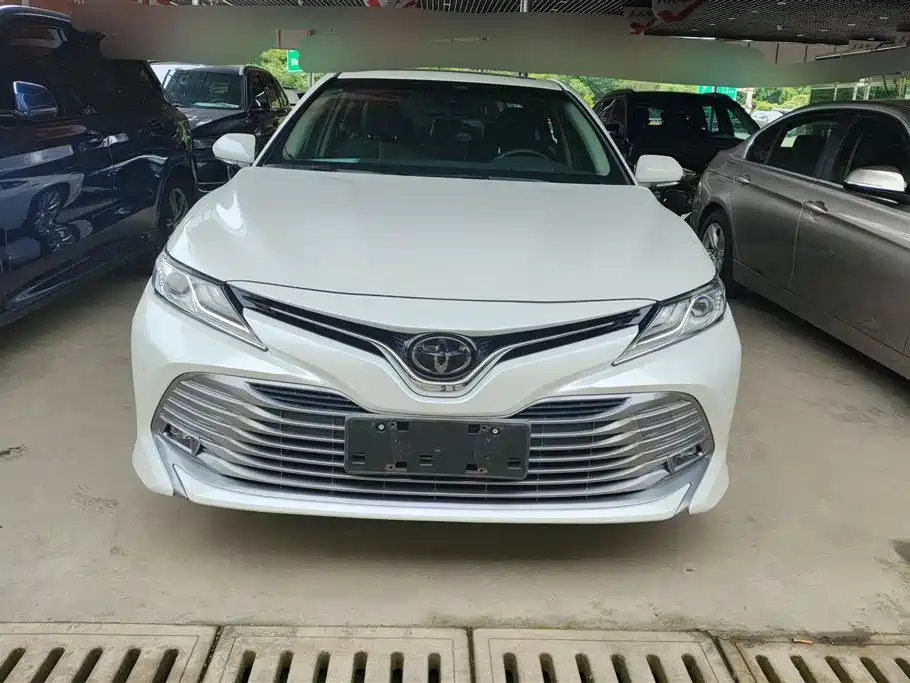 Toyota Camry 2019 2.0G Luxury Edition China VI фото 2