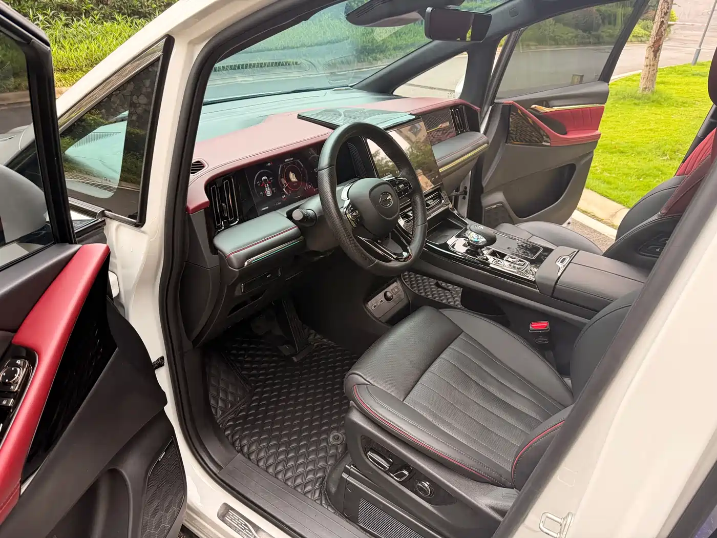 GAC Trumpchi Trumpchi M8 2023 Model Master Series 400T Flagship Edition фото 8