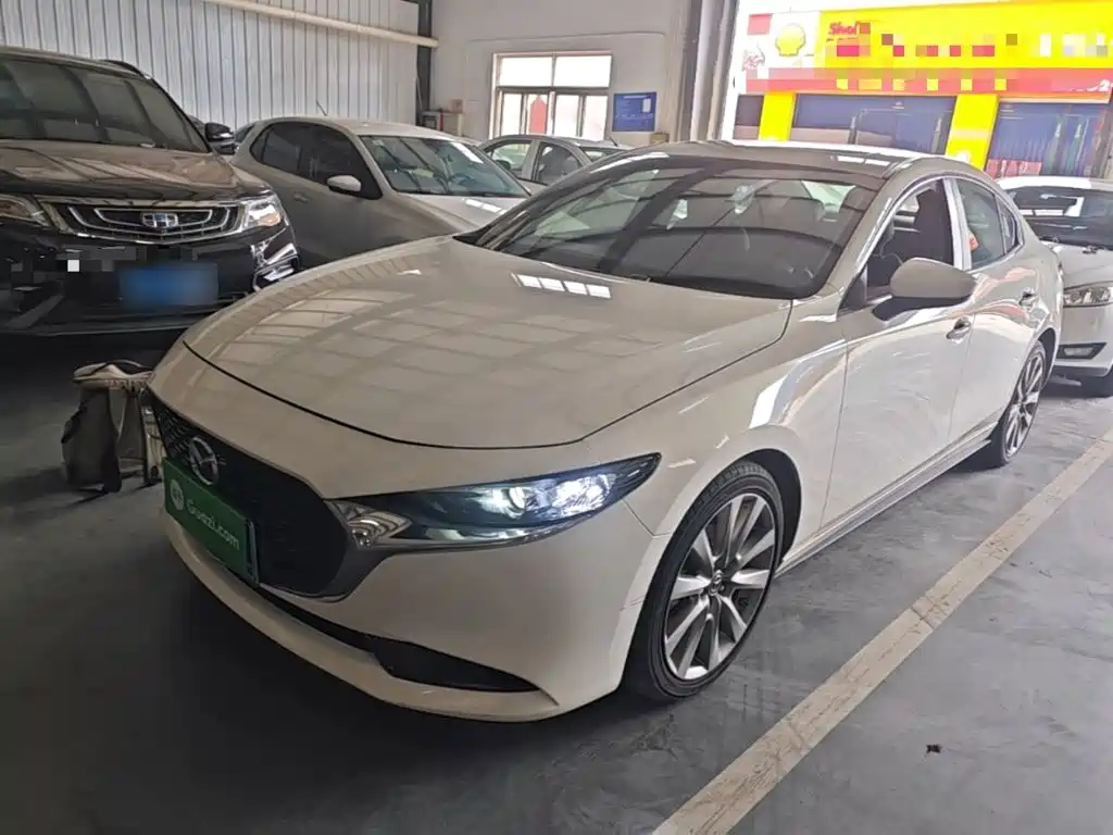 Mazda 3 Axela 2021 2.0L Automatic Quality Shine