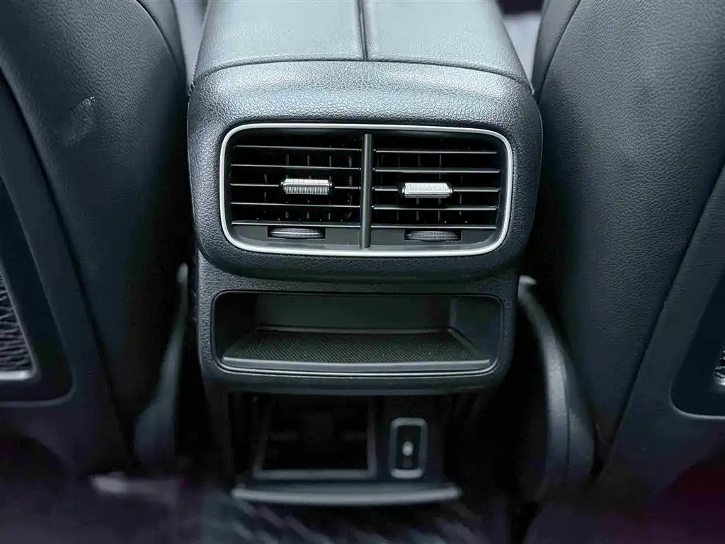 Mercedes-Benz GLE 2020 GLE 350 4MATIC Luxury фото 17