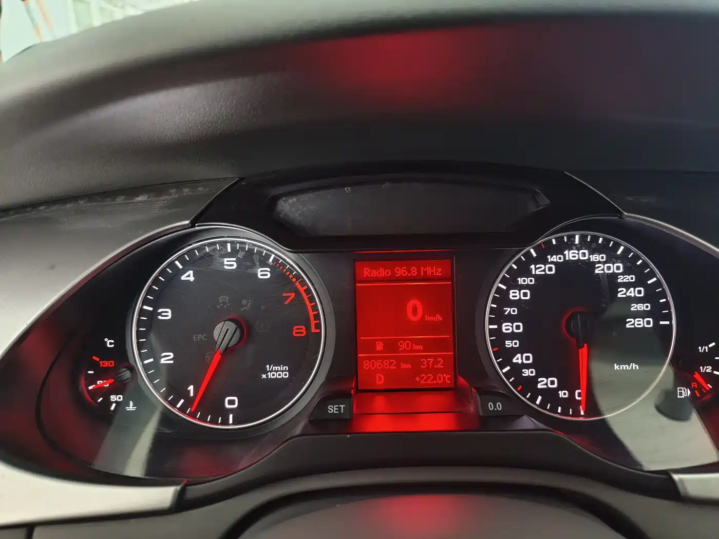 Audi A4L 2009 2.0 TFSI Comfort фото 14