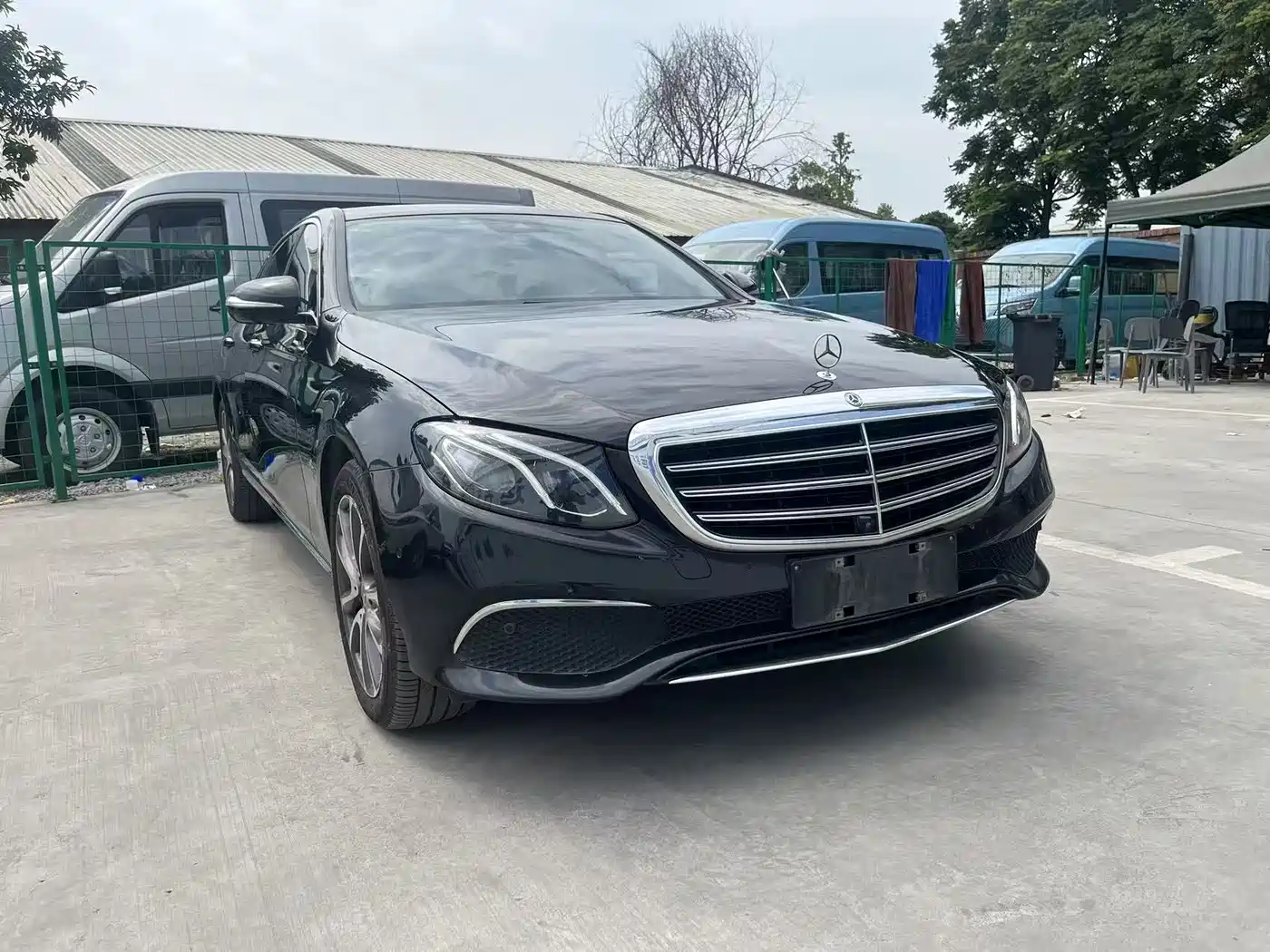 Mercedes-Benz E-Class 2016 E 300 L Fashion Type фото 2
