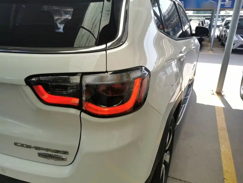 Jeep Compass 2019 2017 200T Automatic Family Edition