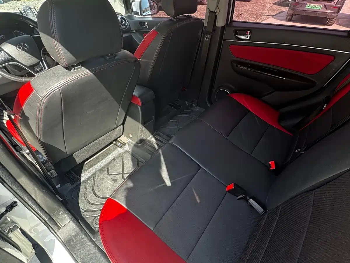 BAIC New Energy EX 2018 2018 EX360 New Trend Edition