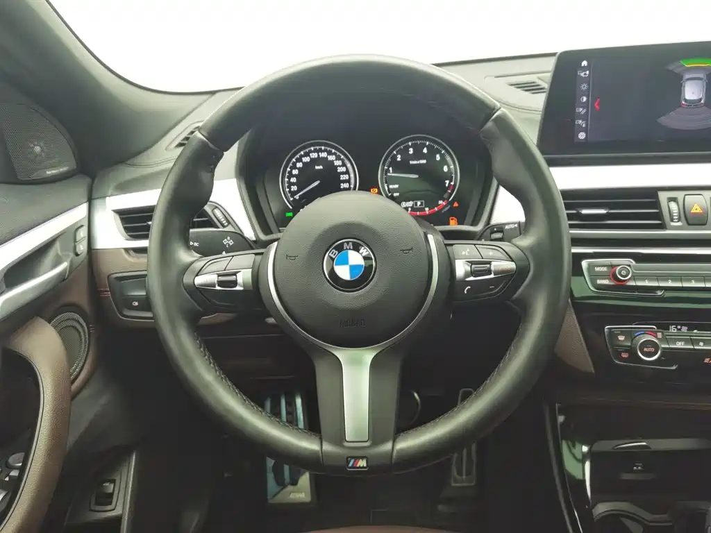 BMW X2 2023 2022 sDrive25i Black Night Edition