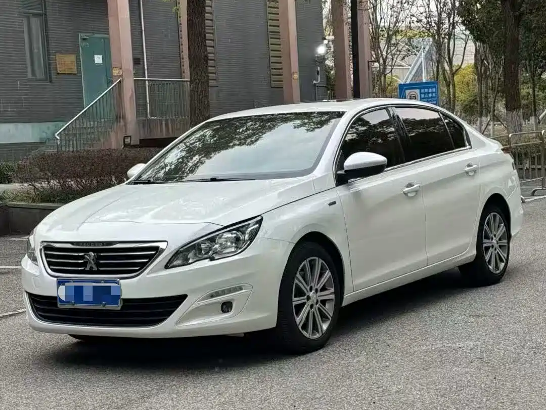 Photo 1 - Peugeot 408