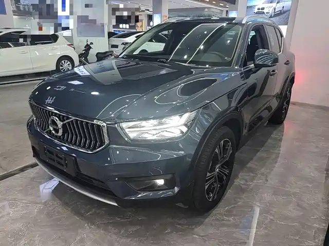  Volvo Volvo XC40 2020 T4 AWD Inscription Luxury Edition