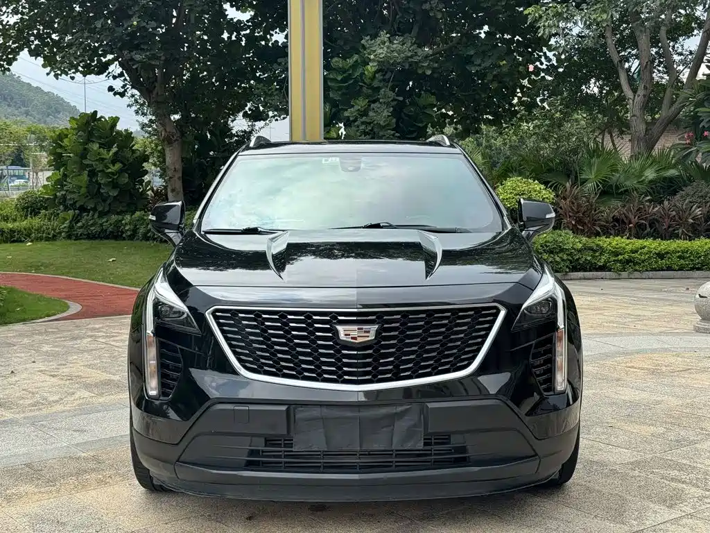 Фото 2 - Cadillac XT4