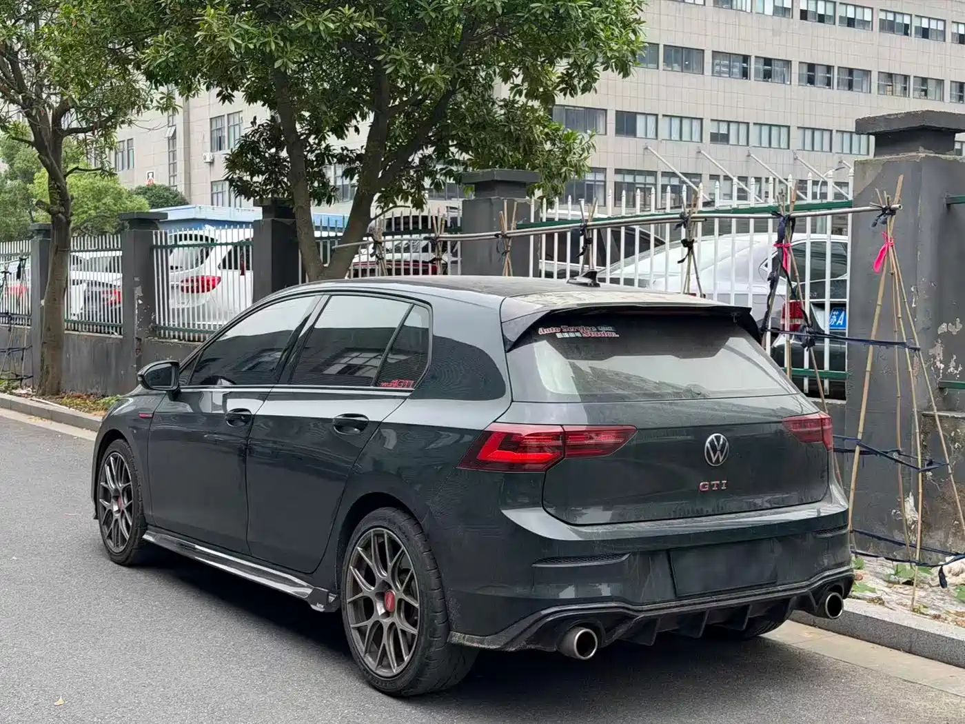 Volkswagen Golf GTI 2021 Facelift 380TSI DSG GTI фото 4