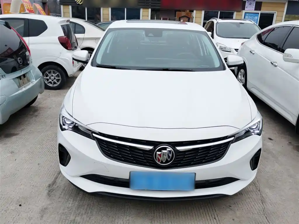 Photo 3 - Buick Verano