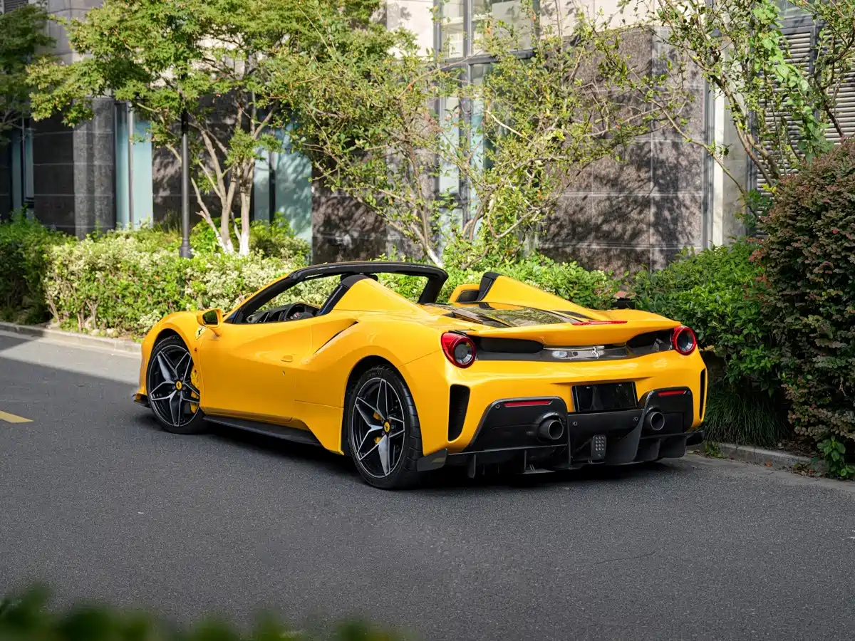 Ferrari 488 2019 2019 488 Pista Spider