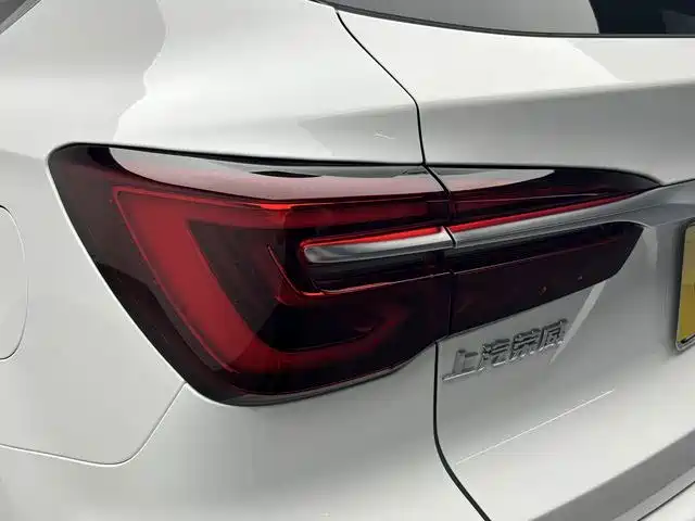 Roewe RX5 2025 2025 PLUS 330TGI Auto Trend-Setting Smart Edition