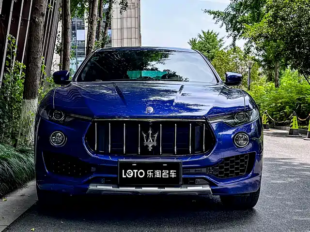 Maserati Levante 2016 3.0T Standard — фото 2