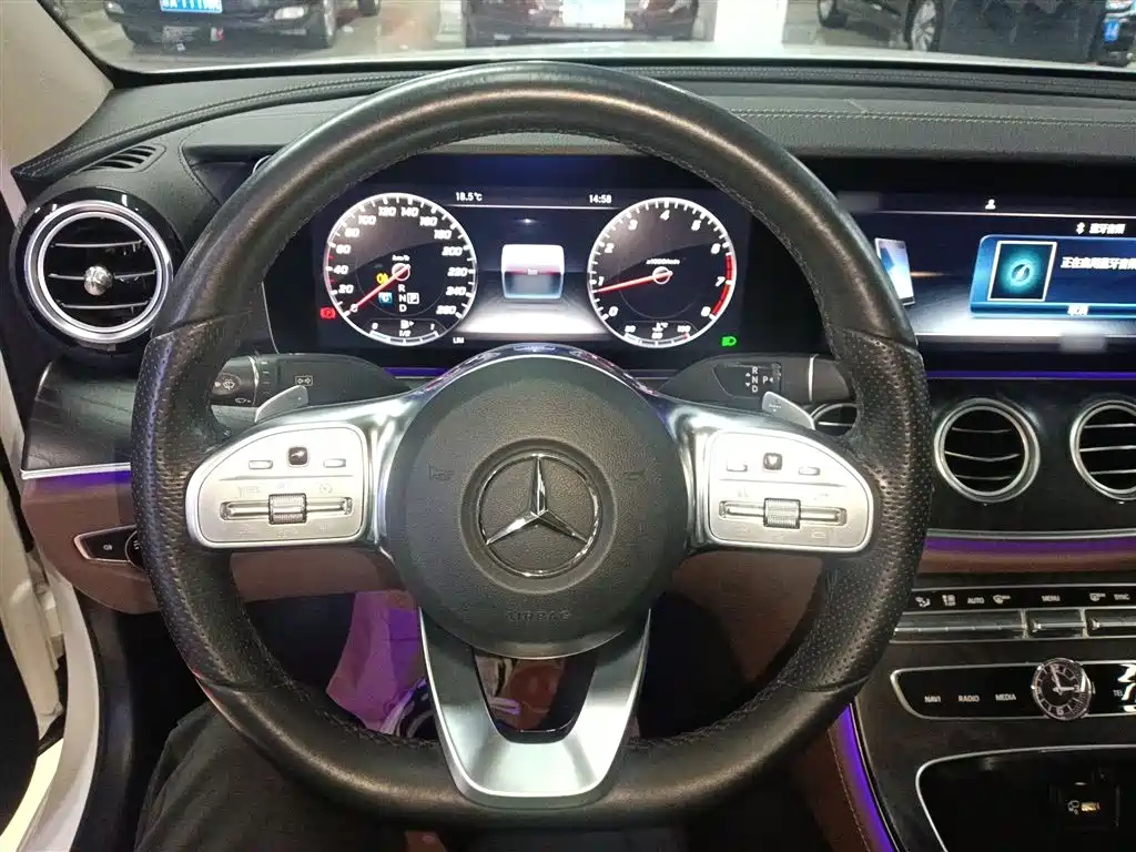 Mercedes-Benz E-Class 2019 E 200 L Sport фото 3