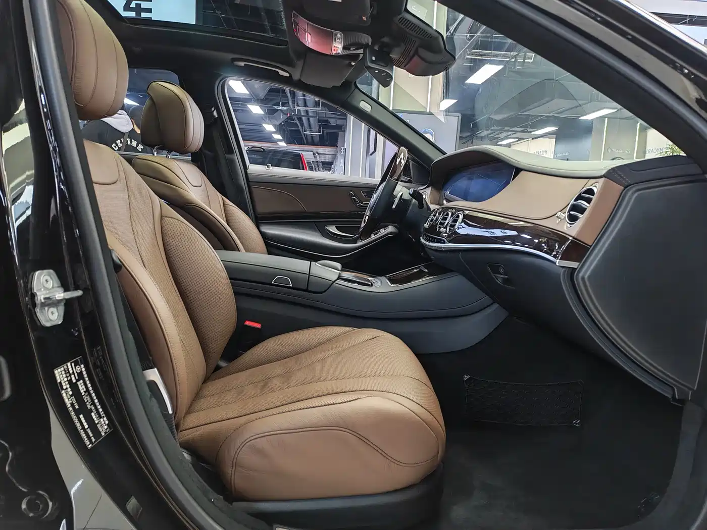 Mercedes-Benz S-Class 2020 S 350 L Premium Edition Collector's Version фото 10