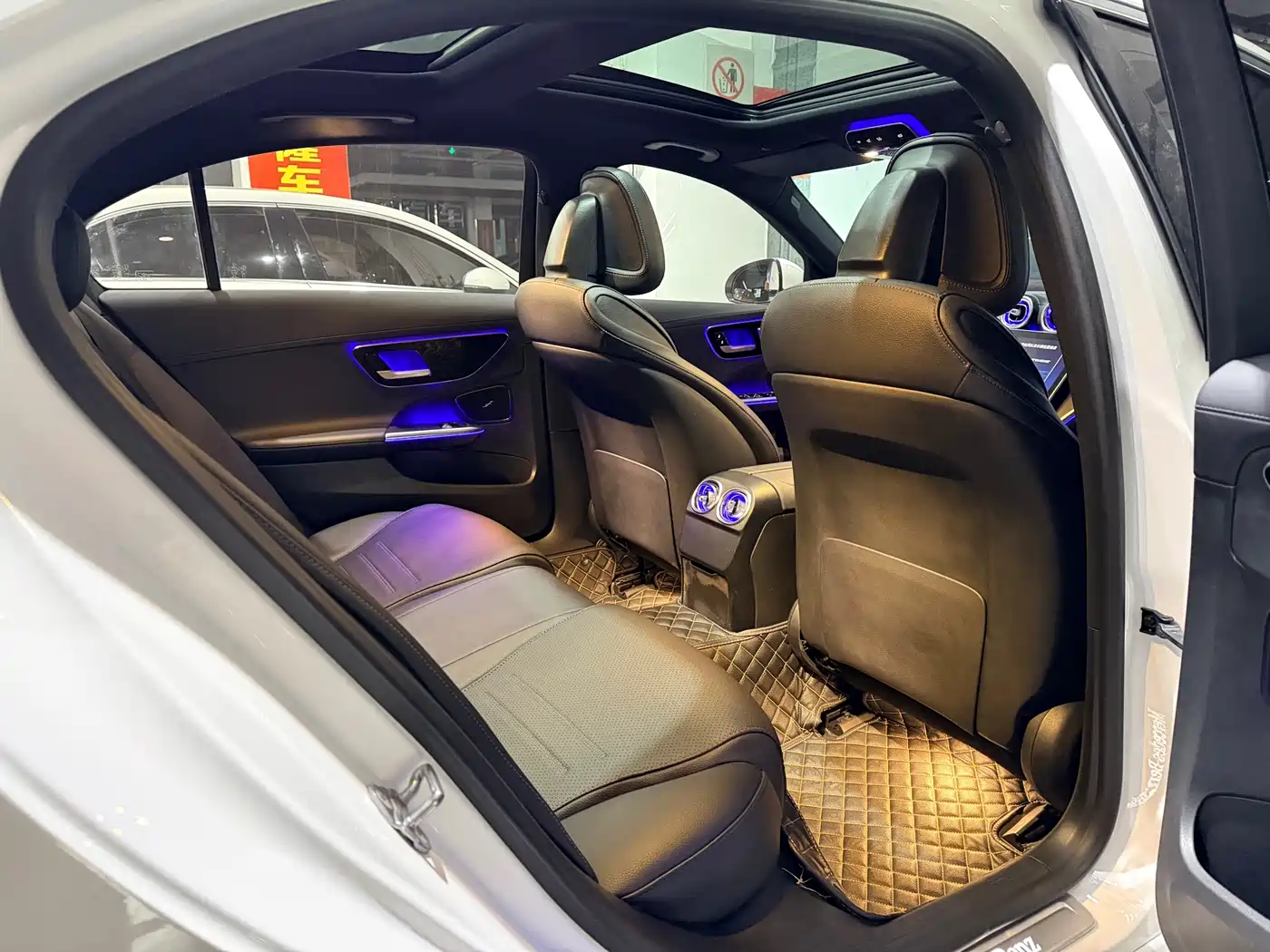 Mercedes-Benz C-Class 2023 C 260 L Sport фото 6