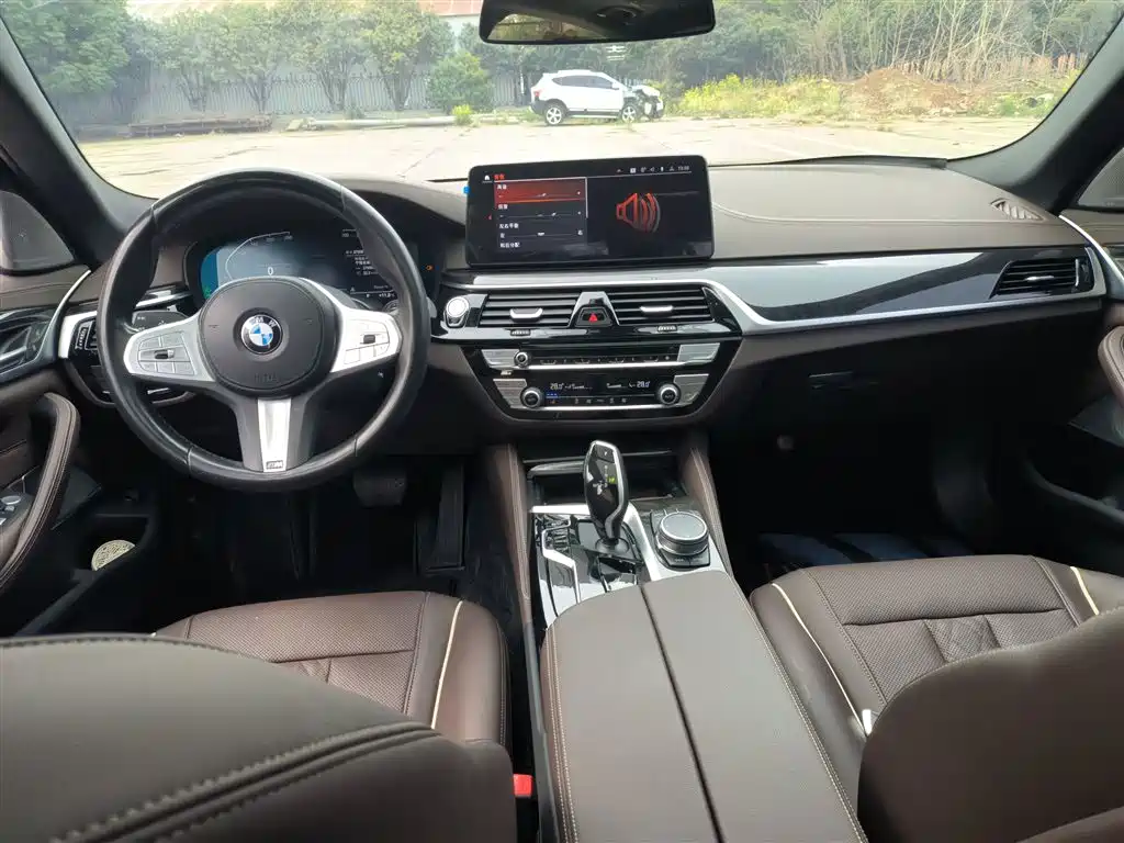 BMW 5-SERIES
