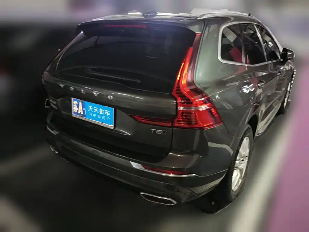 Фото 2 - Volvo XC60