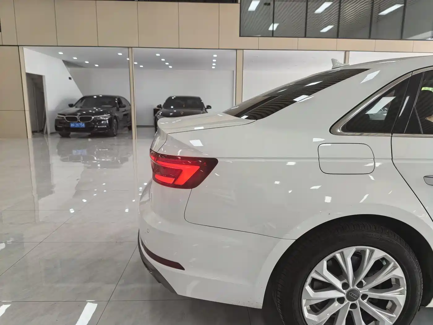 Audi A4L 2019 40 TFSI Progressive (China V) фото 7