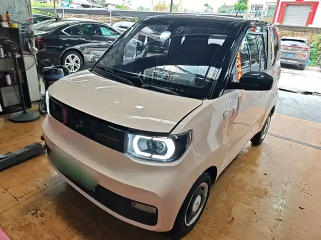 Wuling Hongguang MINI EV Macaron Премиум, литий-NMC аккумулятор