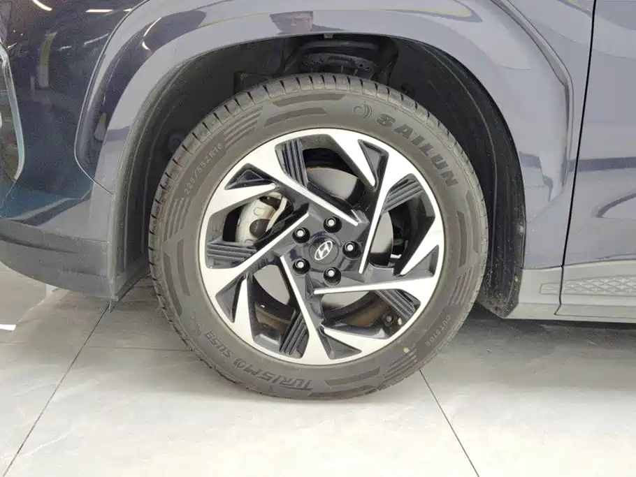 Hyundai Custo 2023 2021 380TGDi Smart Love Premium LUX Premium