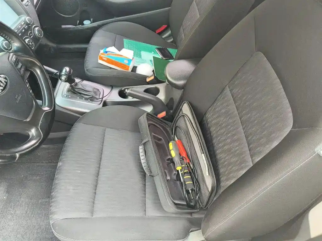 Kia K3 2013 1.6L Automatic GLS фото 11