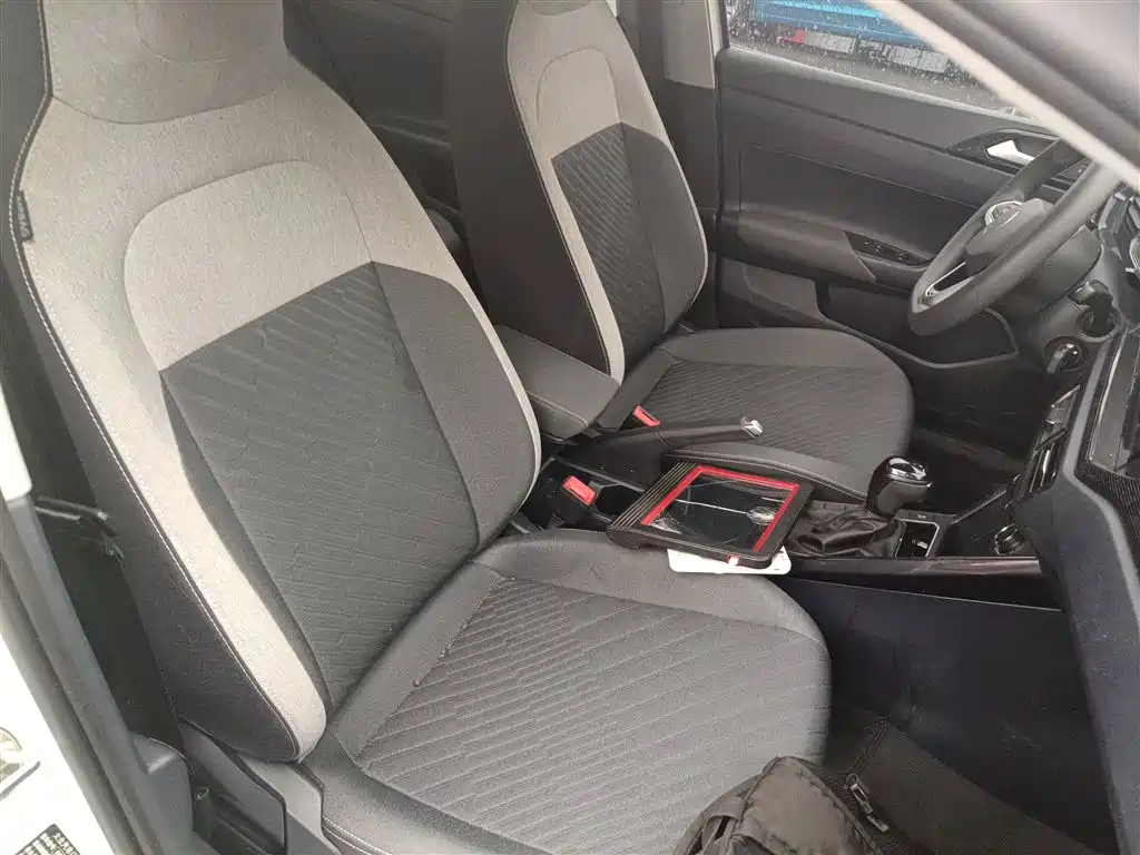 Volkswagen Lavida 2023 Xinrui 1.5L Auto Xinyi Edition фото 20