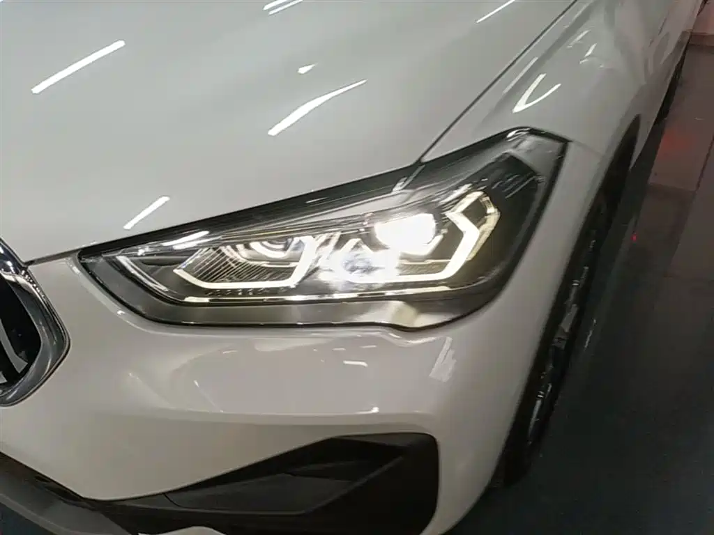BMW X1 2021 sDrive25Li Leading фото 24