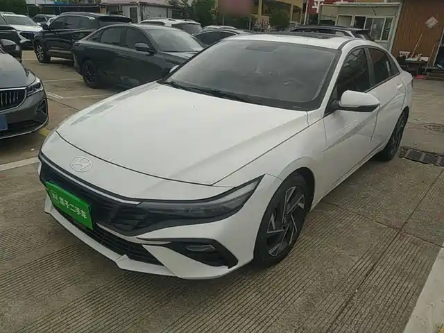 Hyundai Elantra 1.5L CVT GLX, Элит