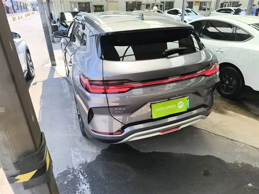 BYD Song PLUS PHEV 2024 Glory Edition DM-i 110km Flagship фото 5