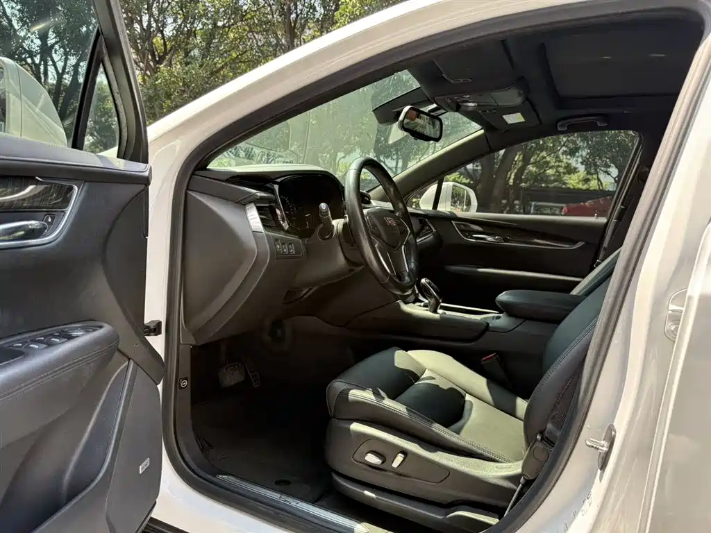 Cadillac XT5 2018 28E AWD Technology Model фото 4