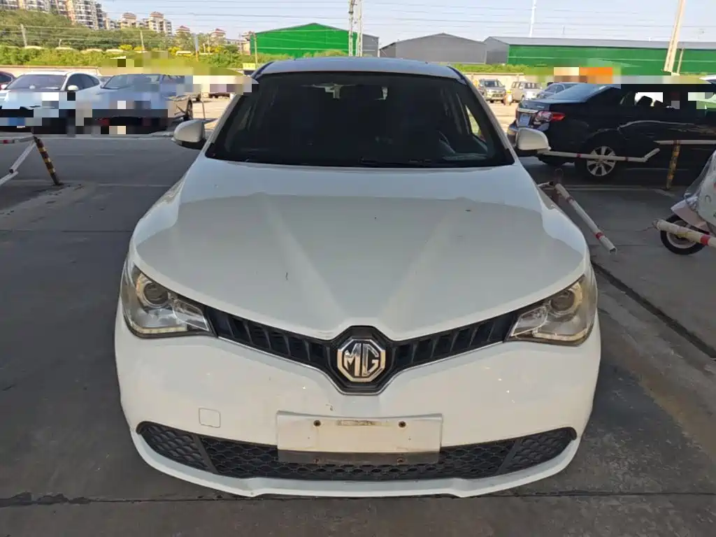 Фото 3 - MG GT