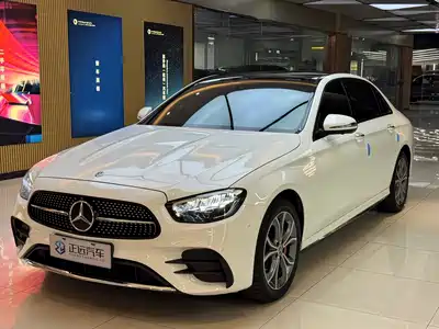 Mercedes-Benz E