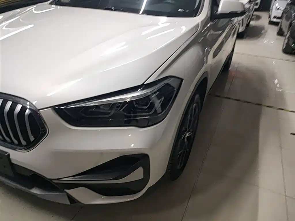 BMW X1 2020 sDrive20Li Premium Edition фото 24